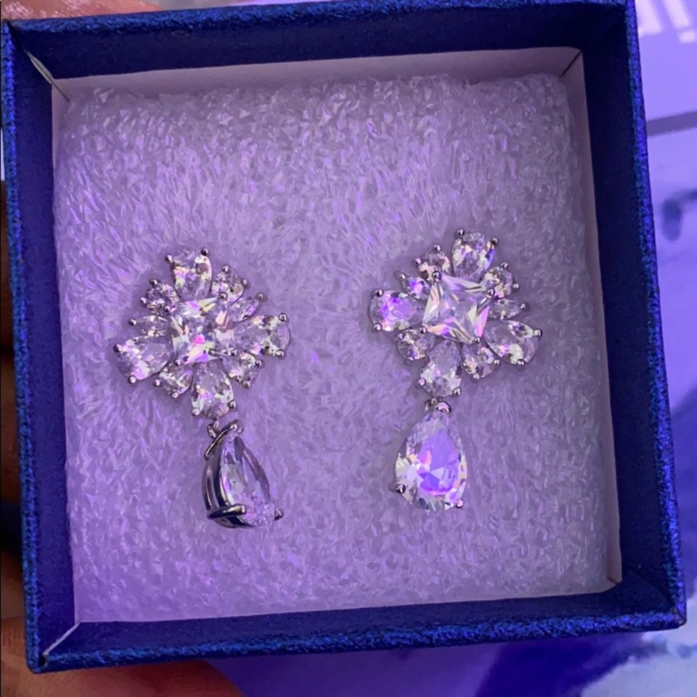 Diamond earrings